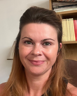 Photo of Gina Edwards, Psychotherapist, BPC