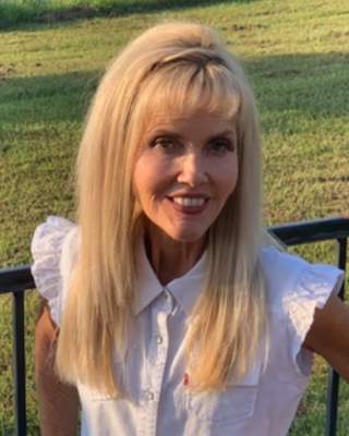 Photo of Staci Davis, Licensed Professional Counselor, LPC