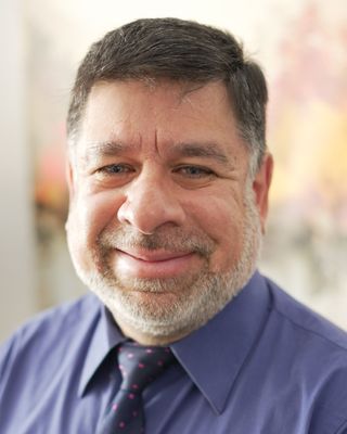 Photo of Guillermo Ulloa, Marriage & Family Therapist, LMFT, MS