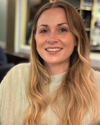 Photo of Charlotte Kearsley, Psychotherapist, MBABCP