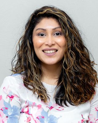 Photo of Jessica Batres, Registered Social Worker, MSW, RSW