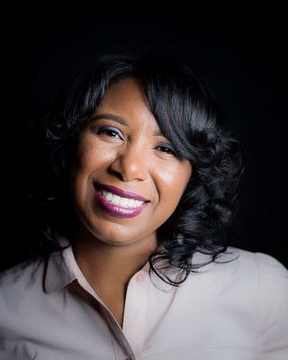 Photo of Shinelle Oglesby, Counselor in Owings Mills, MD