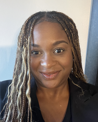 Photo of Raena Tinnon, Clinical Social Work/Therapist, LCSW