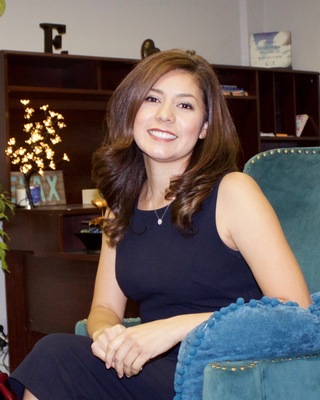 Photo of Erika Ayón Navarrete, Clinical Social Work/Therapist in 95355, CA
