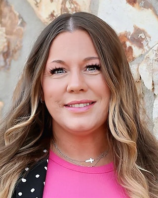 Photo of Amanda Lakin, Psychiatric Nurse Practitioner, PMHNP
