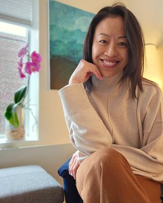 Photo of Catherine Chen, Registered Psychotherapist in Toronto, ON