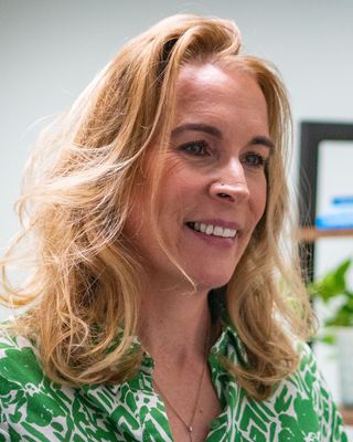 Photo of Esther Mahle, Counsellor, DCounsPsych, MBACP Accred