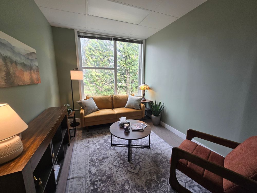 Welcome to a cozy bright office. 