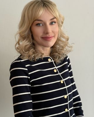 Photo of Dr Karla Headon, Psychologist, PsychD, HCPC - Couns. Psych.