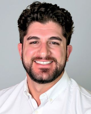 Photo of Adam Yildiz, Pre-Licensed Professional, MSW, Intern