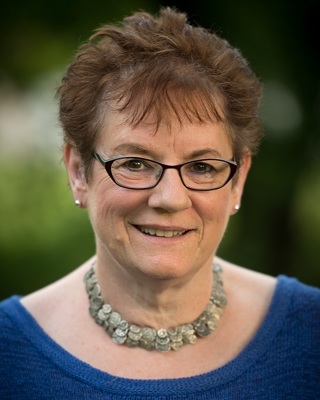 Photo of Elizabeth Urie Bomberger, LCMHC, Counselor