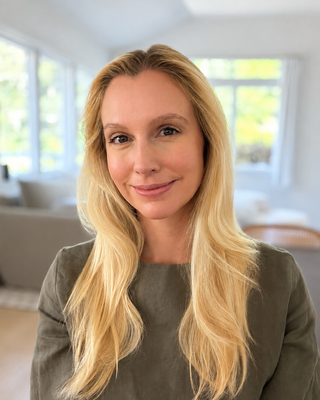 Photo of Christine Donaldson, Associate Professional Clinical Counselor, APPC
