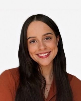 Photo of Laura Grohovac, Registered Psychotherapist (Qualifying), CCC, MA