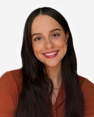 Photo of Laura Grohovac, Registered Psychotherapist (Qualifying), CCC, MA