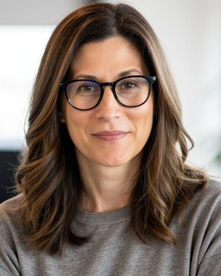 Photo of Gia Lioi, Clinical Social Work/Therapist, LCSW, LICSW, LCSW-C