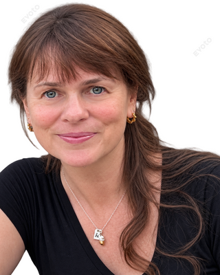 Photo of Sara Levy, Counsellor, MBACP
