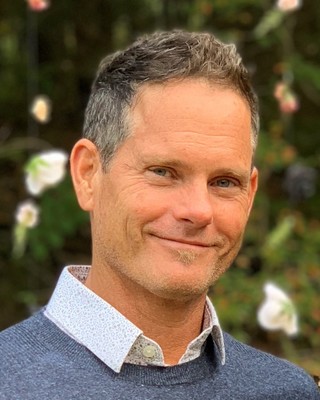 Photo of Travis Ward Constance, Counselor in 43221, OH