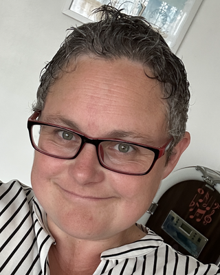 Photo of Nina Bush-Sims, Counsellor, MBACP