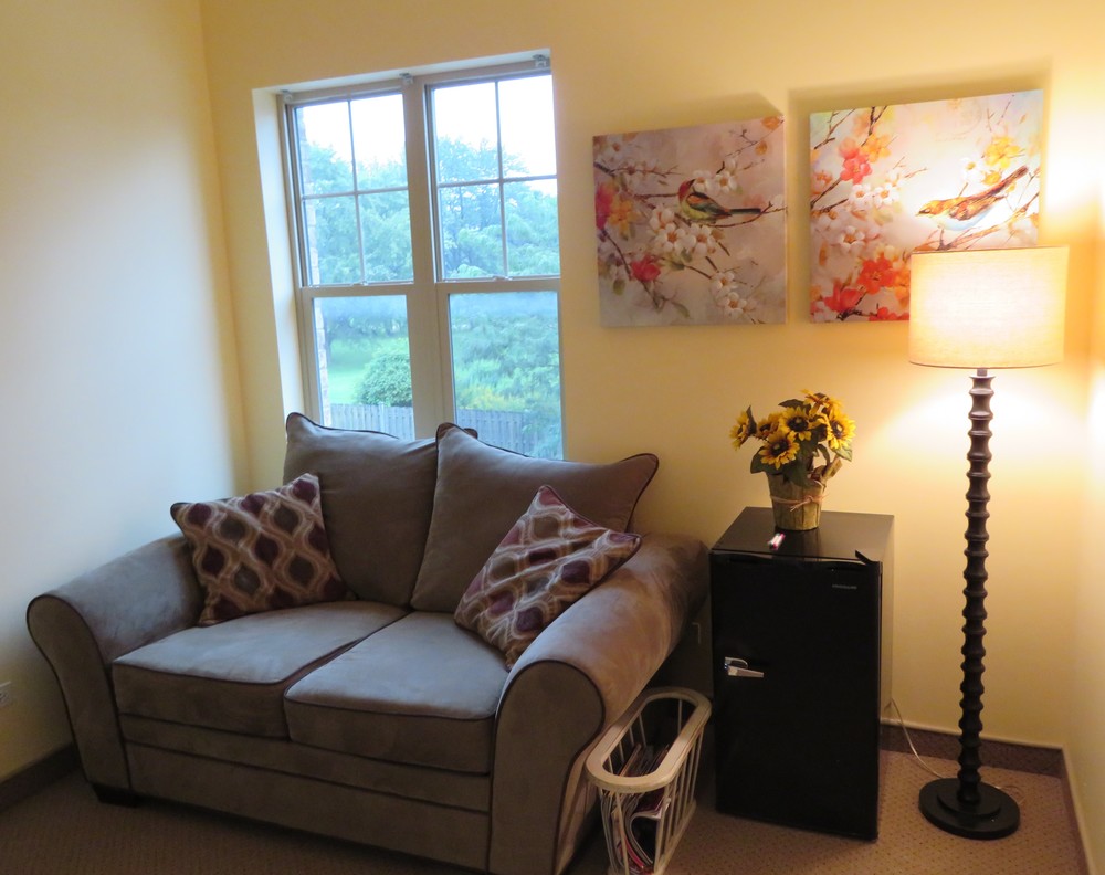 Thrive Psychiatric Services, Esther Harris, Psychiatric Nurse