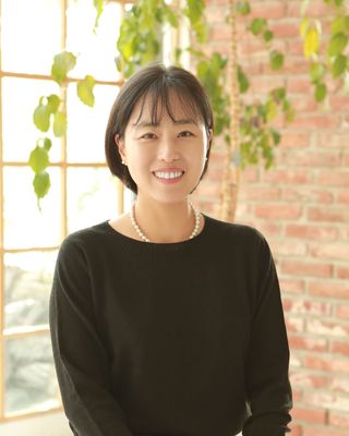 Photo of Jungeun Yu, Counsellor in Vancouver, BC
