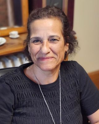 Photo of Helen Abushawish, Registered Psychotherapist, RP