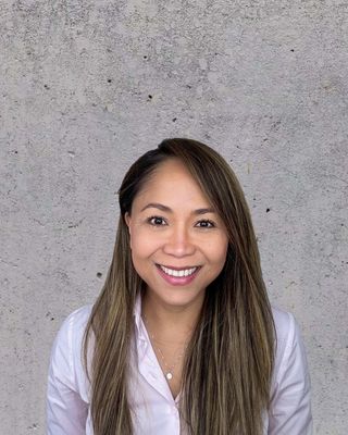 Photo of Dr Donna Bella Gurney, Psychologist, PsychD, HCPC - Clin. Psych.