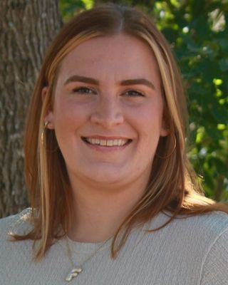 Photo of Jenna Arnett, LPC-Associate, MA, LPC-A