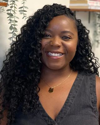 Photo of Jasmine Weaver, Clinical Social Work/Therapist, LMSW