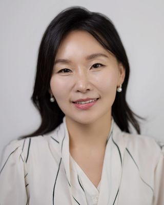 Photo of Victoria Bae, Counsellor in North Vancouver, BC