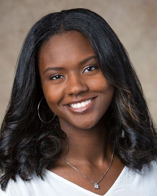 Photo of Lauryn Waters, Pre-Licensed Professional