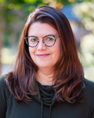 Photo of Donna Veader, Clinical Social Work/Therapist, LCSW