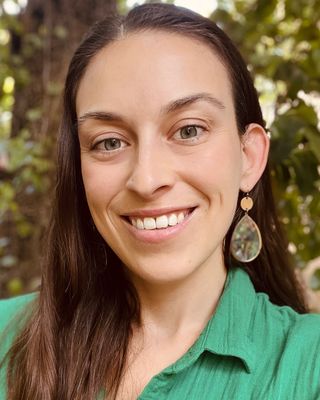 Photo of Chaia Wylder, Pre-Licensed Professional