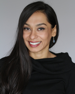 Photo of Marium Akhund, Counsellor in Bridport, England