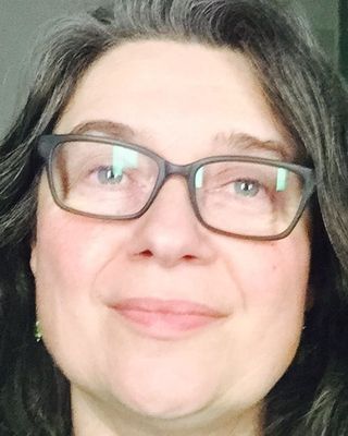 Photo of Ella Mary Risi, Psychotherapist, MA, MUKCP
