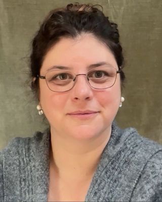 Photo of Victoria Makol, Marriage & Family Therapist Associate, AMFT