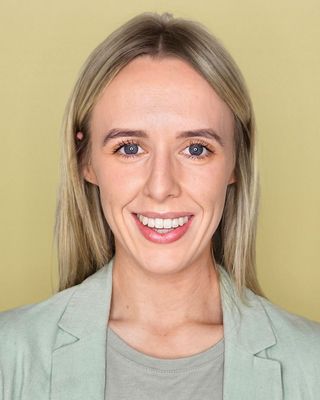 Photo of Sophie Kelly, Counsellor, MSc, Pre-Accredited Member IACP