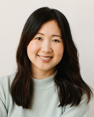 Photo of Esther Oh, Counsellor in Langley, BC