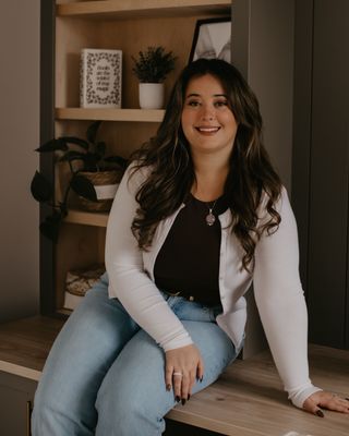 Photo of Morgan Weatherup - Healing Recovery Centre, MSW, RSW, RD, Psyc, RP