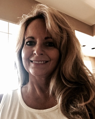 Photo of Claudia (Chloe) Cooper, MS, LISAC, LPC, Licensed Professional Counselor in Scottsdale