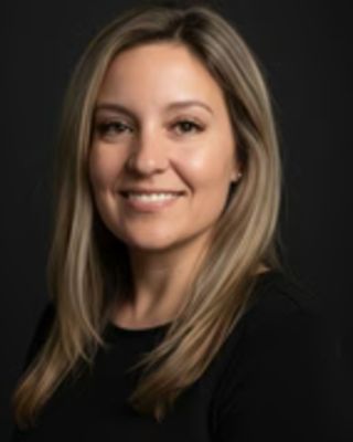 Photo of Stephanie Shinoff, Marriage & Family Therapist, LMFT