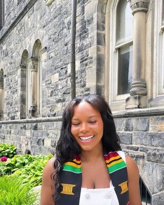 Photo of Samantha Reid - Sun and Soil Psychotherapy, Registered Social Worker, MSW, RSW