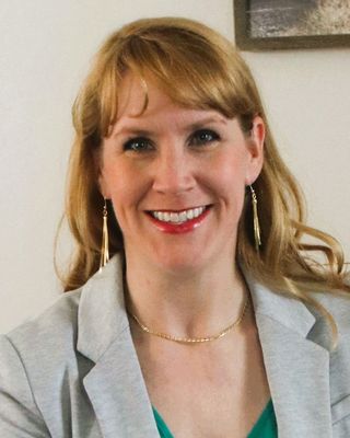 Photo of Stephanie Nixon, Licensed Professional Counselor, MA, LPC