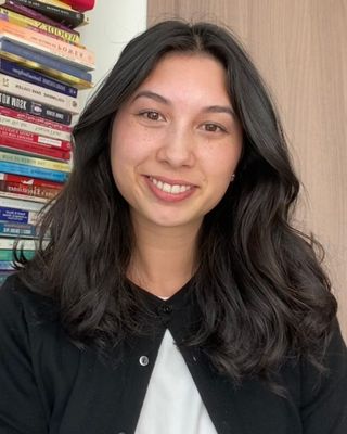 Photo of Lauren Tiede, Pre-Licensed Professional