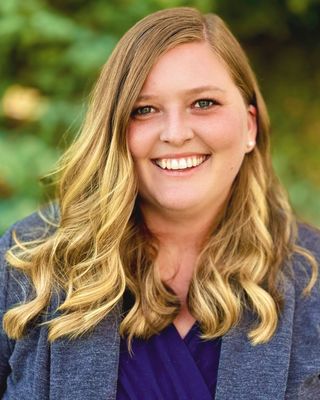 Photo of Karianne Larson, Licensed Professional Counselor Candidate in Longmont, CO