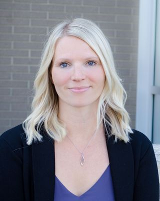Photo of Amanda Chikowski, Psychologist, MA, RPsych
