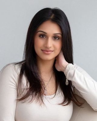 Photo of Supriya Verma, Registered Psychotherapist (Qualifying), MA