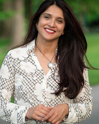 Photo of Afshan Malik, Licensed Professional Counselor, LPC, EMDR, Coach, MP, ACT