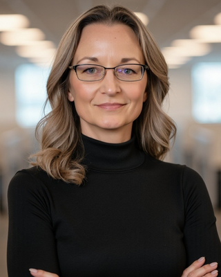 Photo of Cara Quade, Psychiatric Nurse Practitioner, DNP, PMHNP-