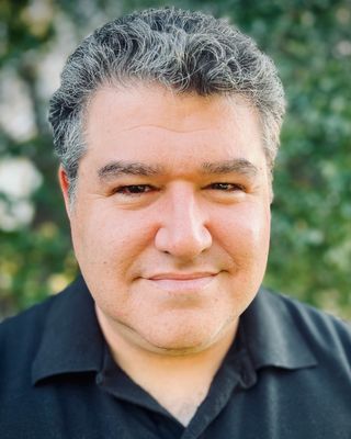 Photo of Adam Bennett, Marriage & Family Therapist Associate, MA, AMFT