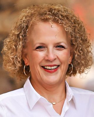 Photo of Debra M. Hoosier, LICSW, Clinical Social Work/Therapist in Orange Beach, AL